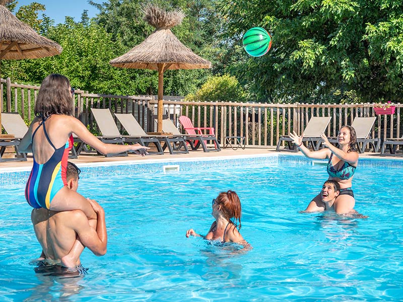 camping piscine animee anneyron