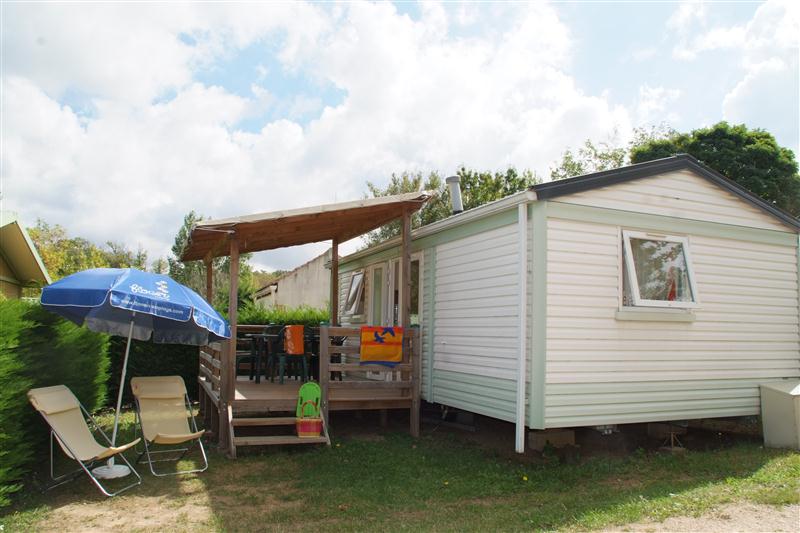 Standaard stacaravan 27m² (2 kamers) + overdekt terras