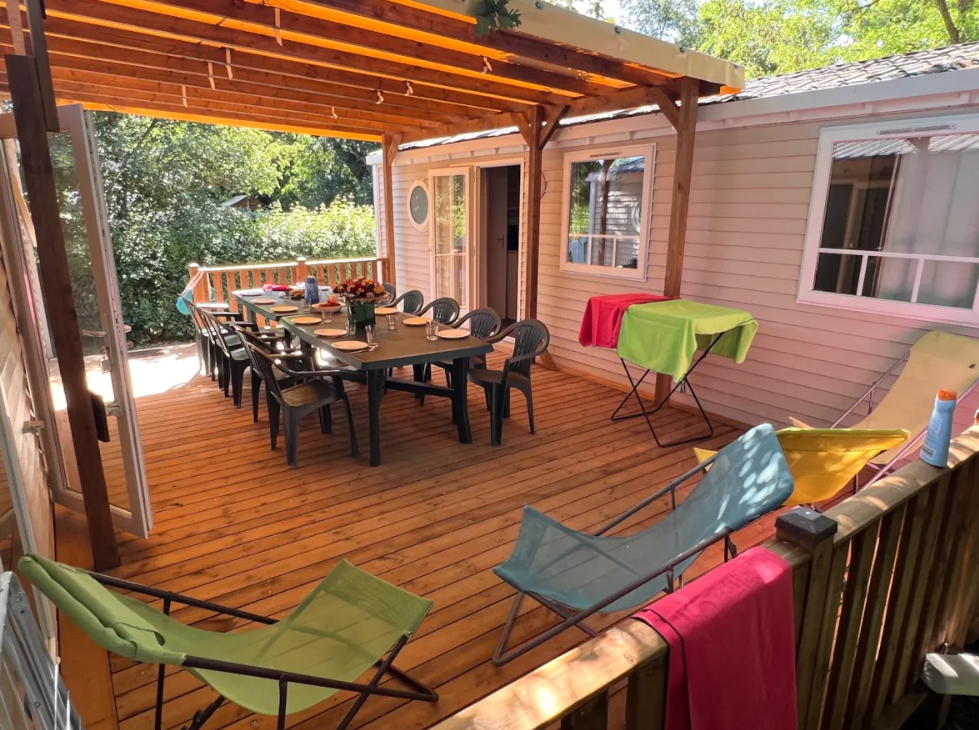 Stacaravan Tribu Confort 50m² – overdekt terras + TV –
